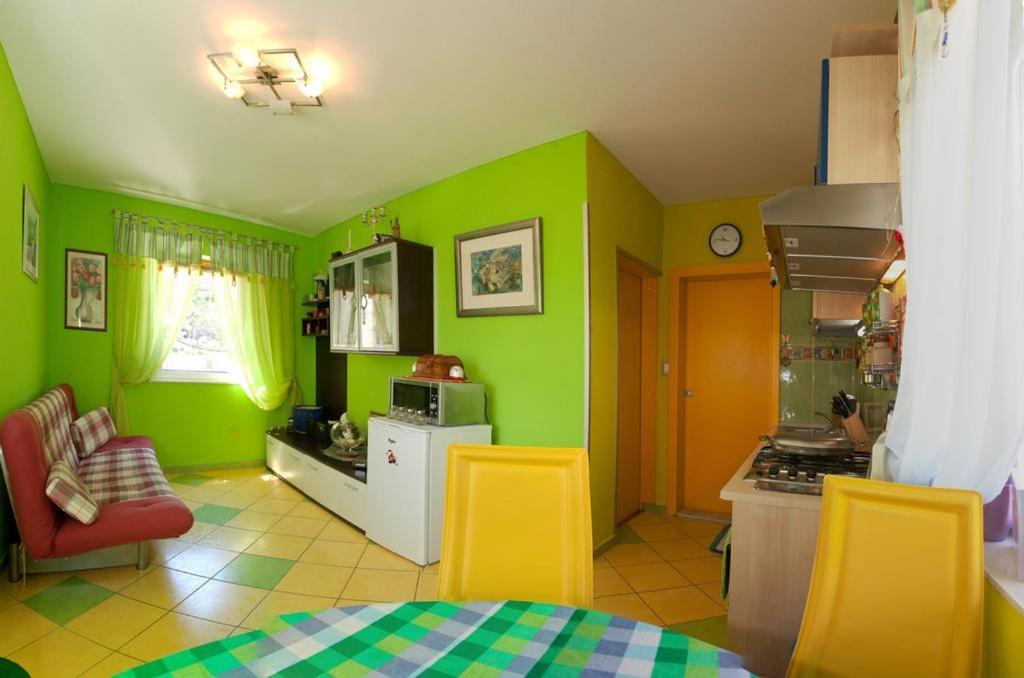 Casa Varos Supetar Eksteriør billede